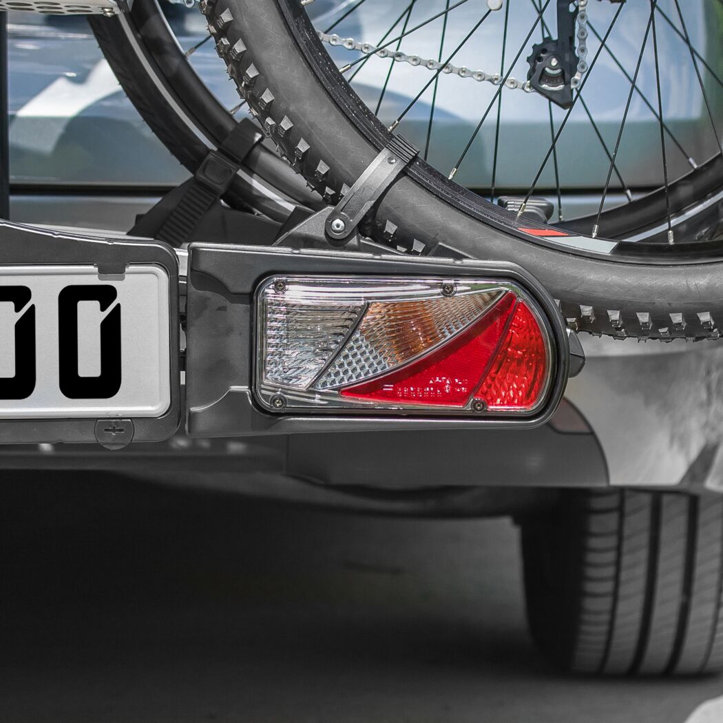 Universal Rückleuchte für Fahrradträger rechts