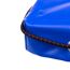 Blaue Plane mit Spanngummi