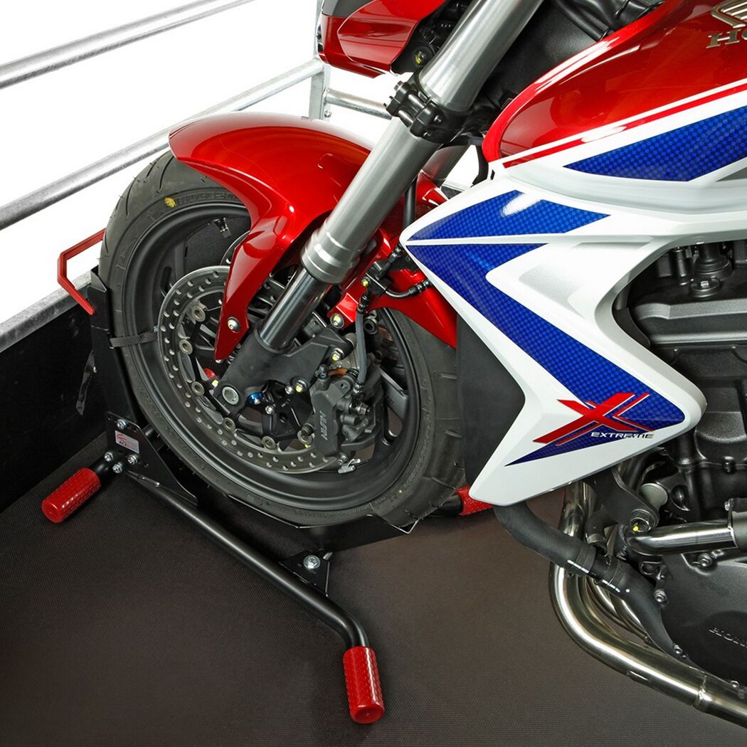 Motorrad auf Radhalter-Wippe fix stand alone