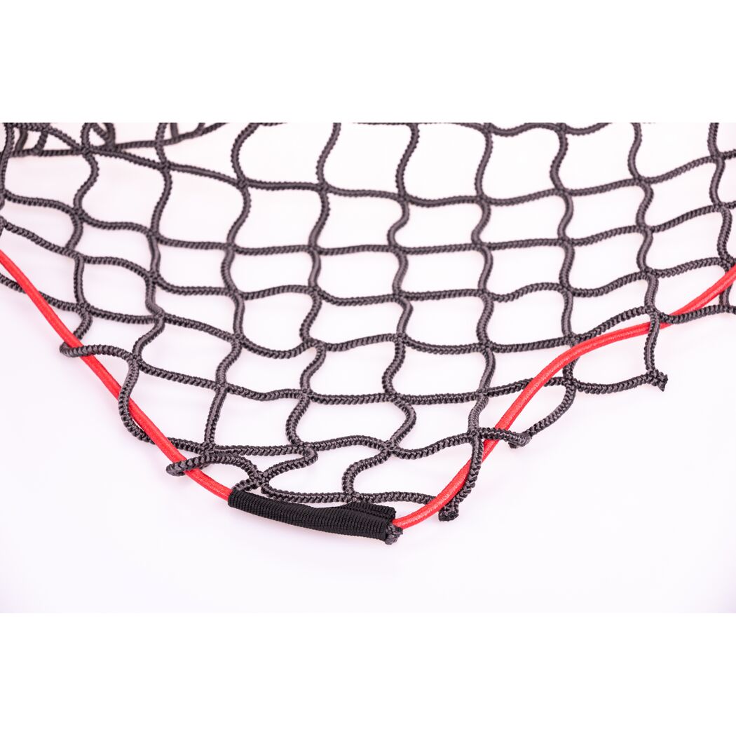 Schwarzes Anhängernetz mit roter Kordel