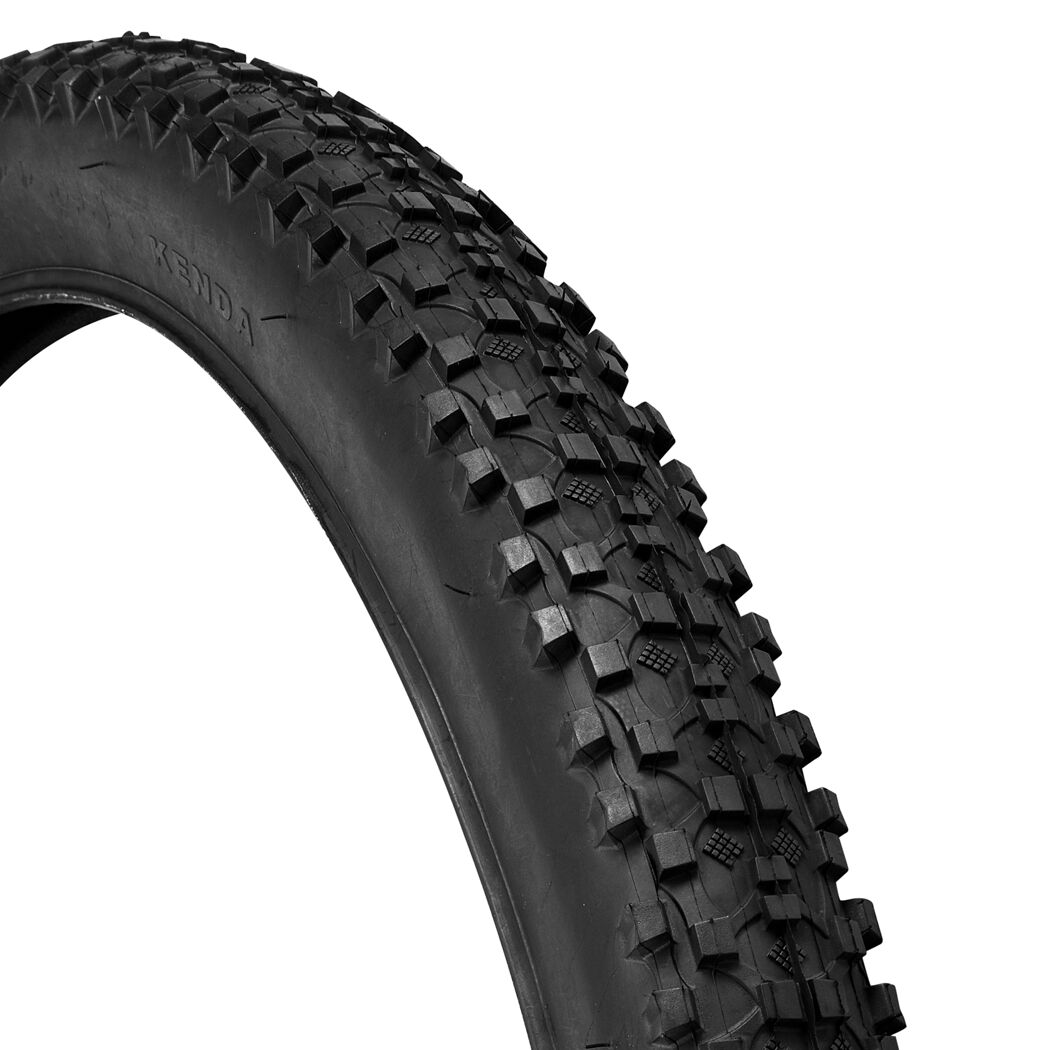 Schwarzer Kenda-Mountainbikereifen