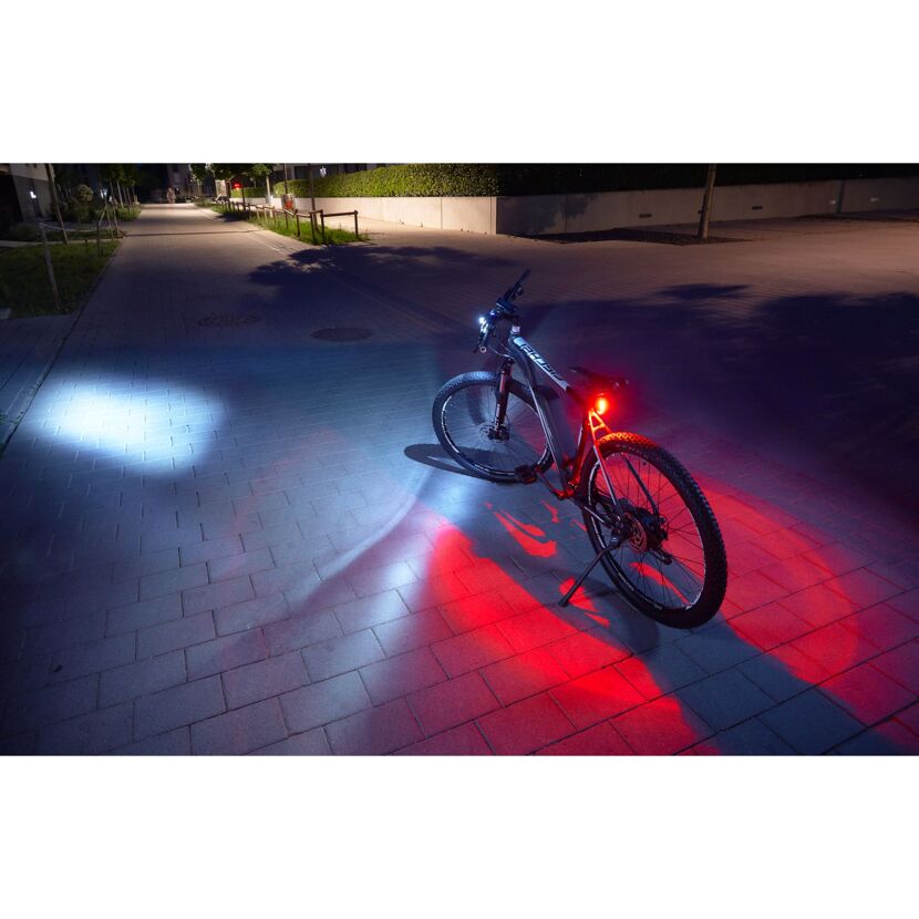 LED-Beleuchtungsset 'Twin' Akku 50 Lux mit Bodenbeleuchtung und Halterung