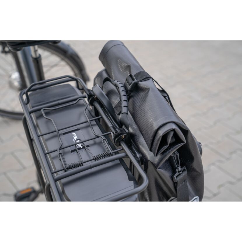 Gepäckträgertasche 'PLUS Emendo' schwarz 23 l