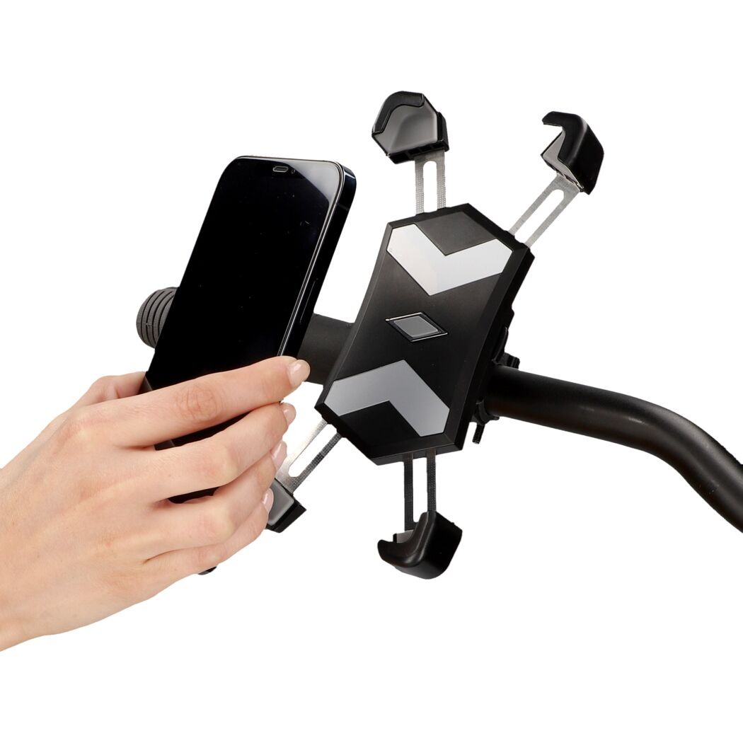 Hand setzt Smartphone in schwarzen Spider-Halter ein.