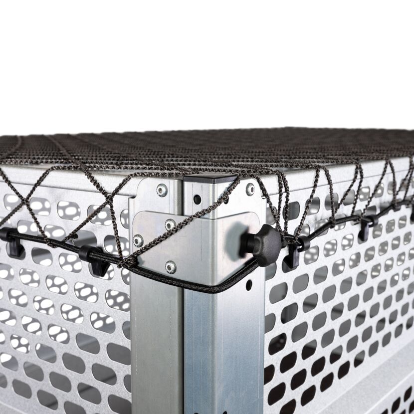 Metallgitter mit Spanngurten