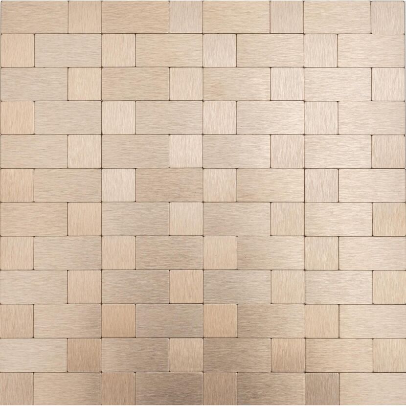 Kupferfarbene Mosaikfliesen