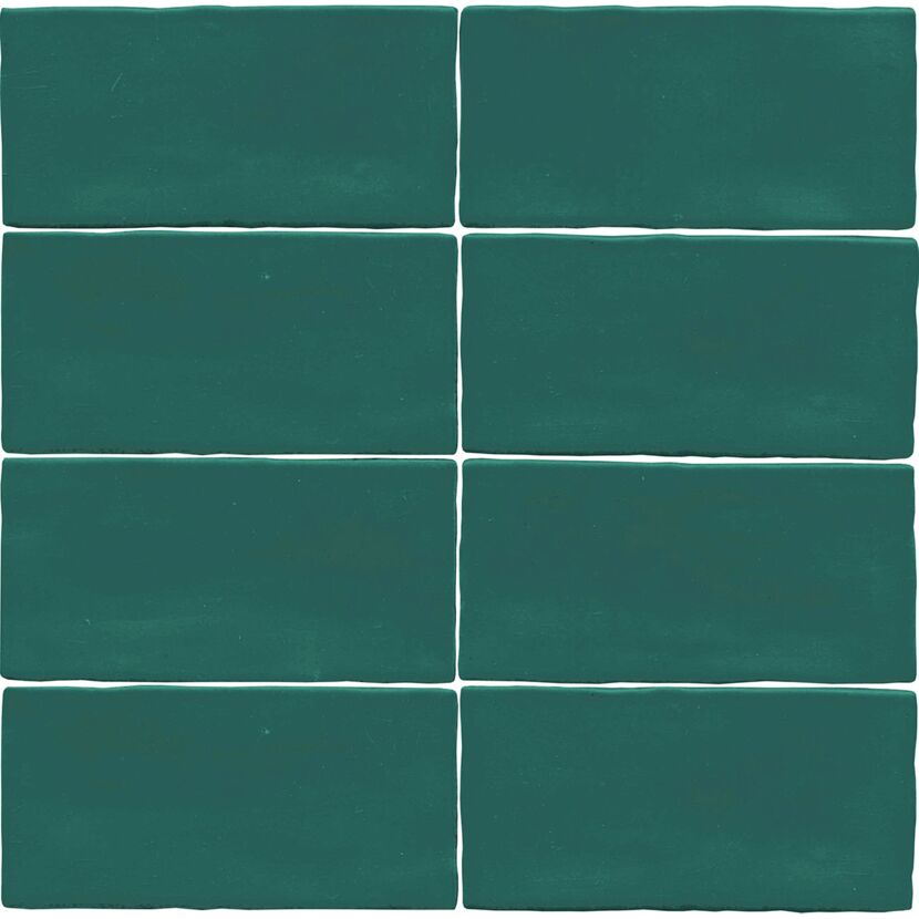 Mehre grüne Wandfliesen.
