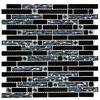 Schwarze und graue Mosaikfliesen