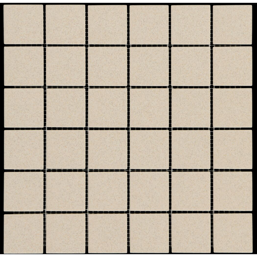 Beige Mosaikfliesen auf Trägermatte