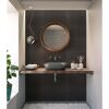 Modernes Badezimmer mit grauem Waschbecken und Holzelementen
