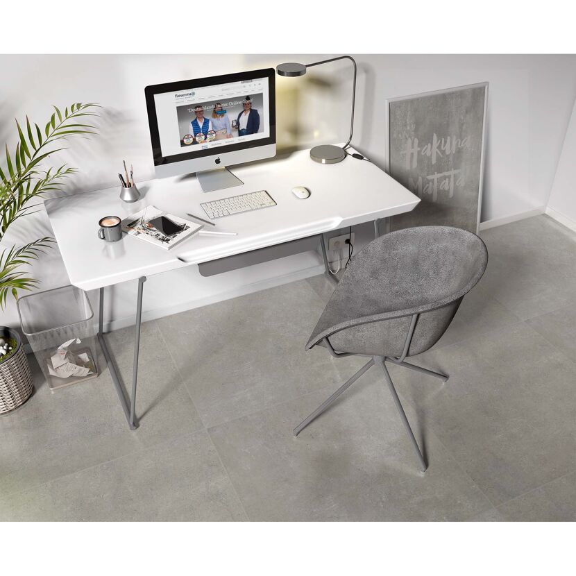 Arbeitsplatz mit Fliesen im Beton-Look