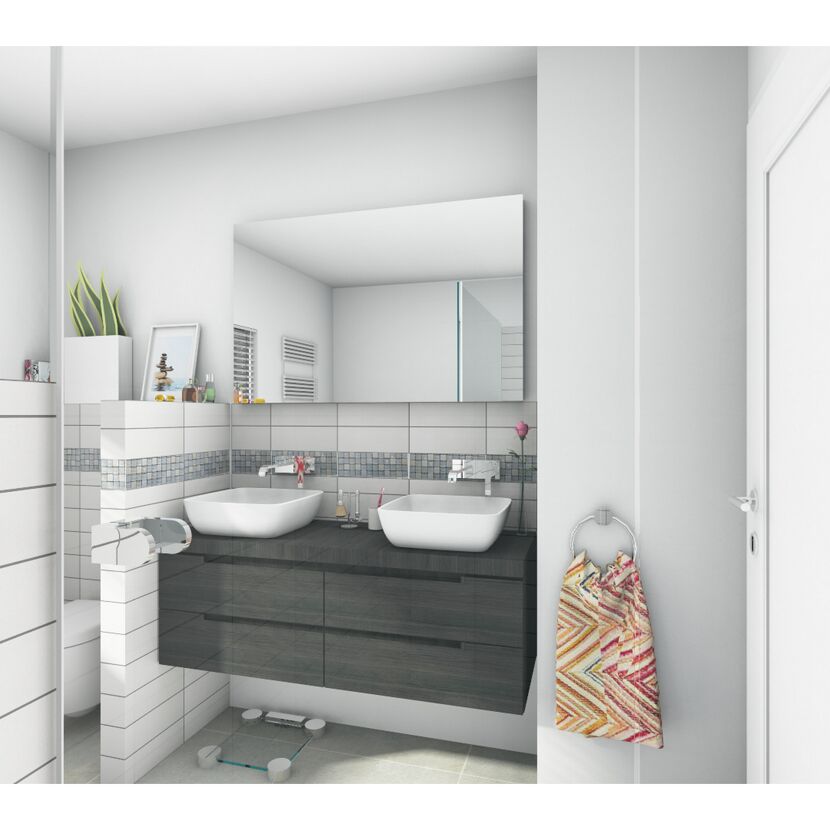 Modernes Badezimmer mit Doppelwaschbecken und Toilette