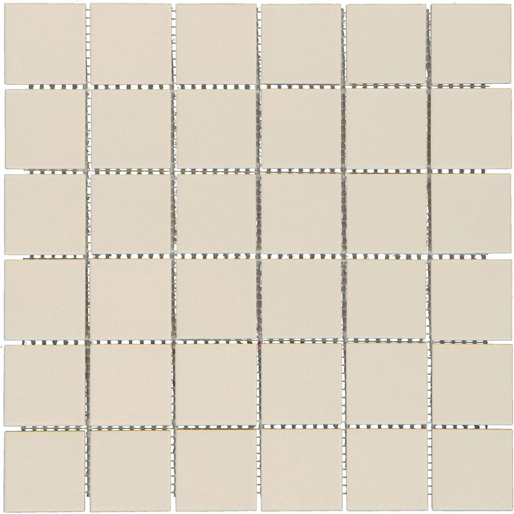 Elfenbeinfarbene Mosaikfliesen