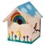 Bemalter Nistkasten mit Regenbogen und Vogel