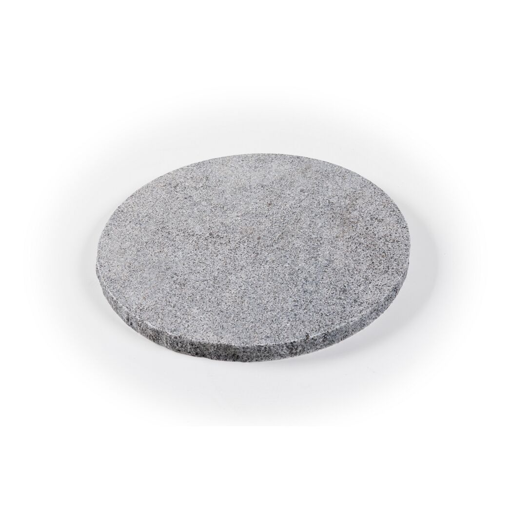 Runder grauer Granittrittstein