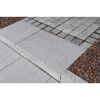 Granitplatten und -pflaster verlegt