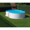 Achtförmiger Pool im Garten