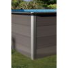 Eckansicht eines Composite Pools mit brauner Verkleidung