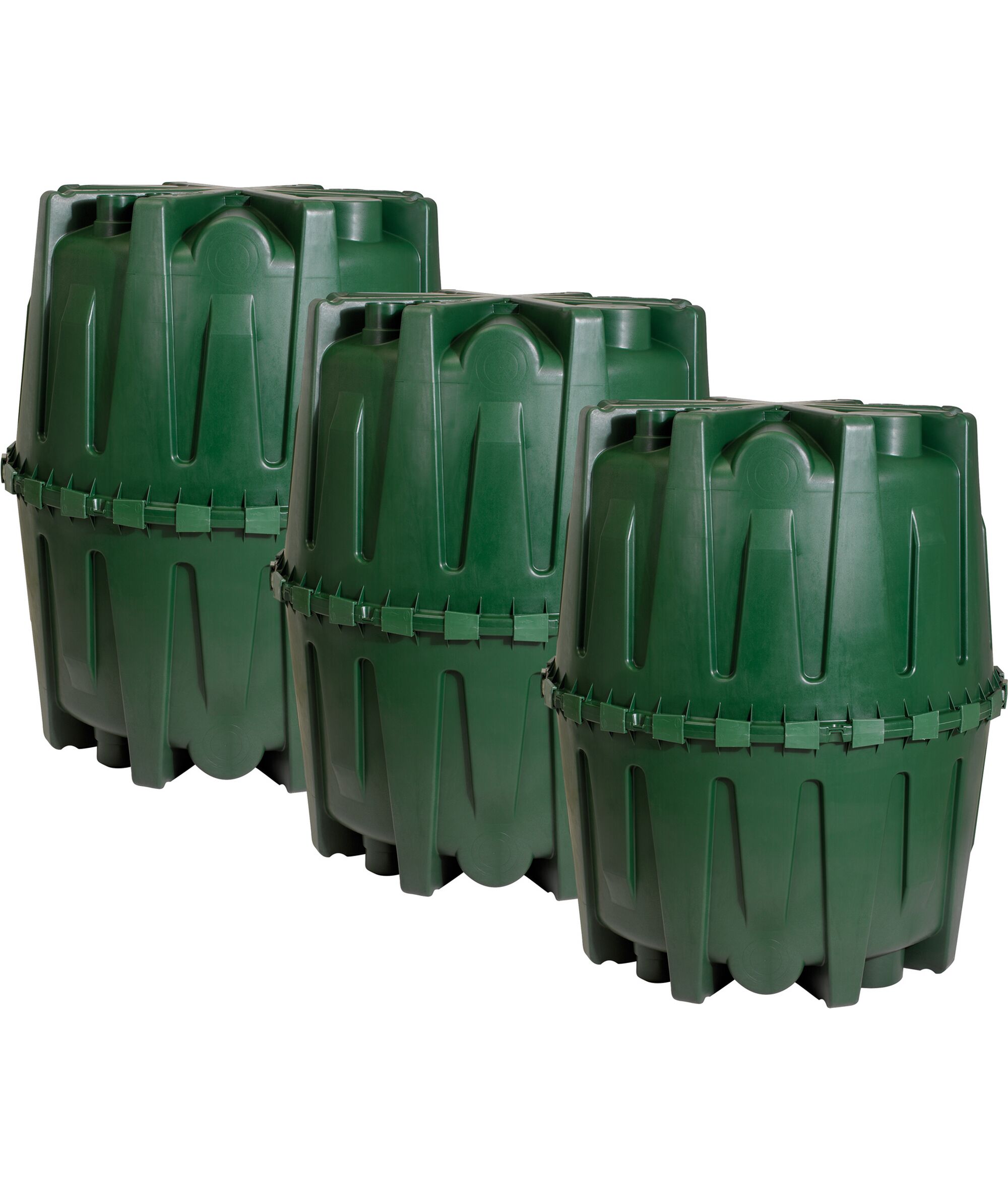 Drei grüne Herkules-Tanks nebeneinander.