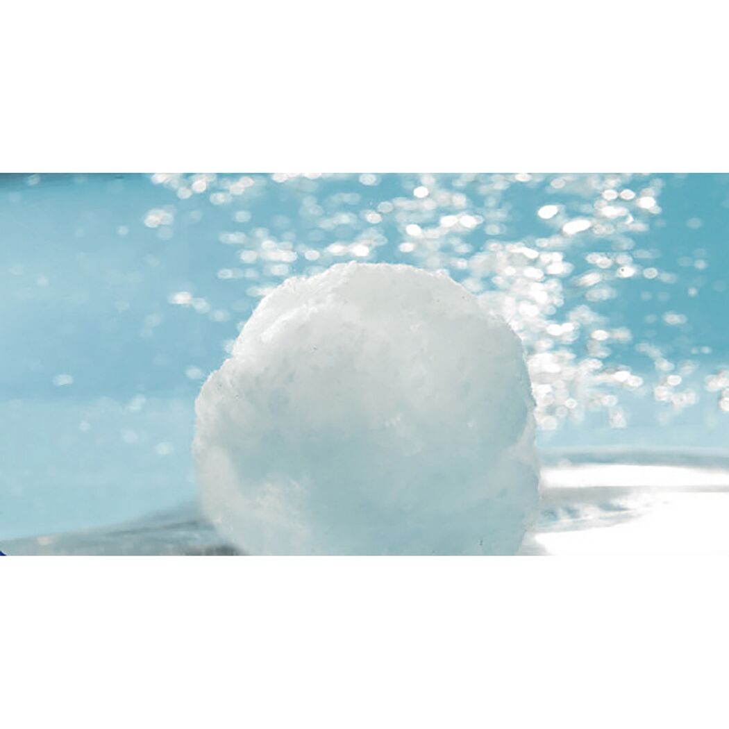 Aqualoon Filtermaterial im Wasser