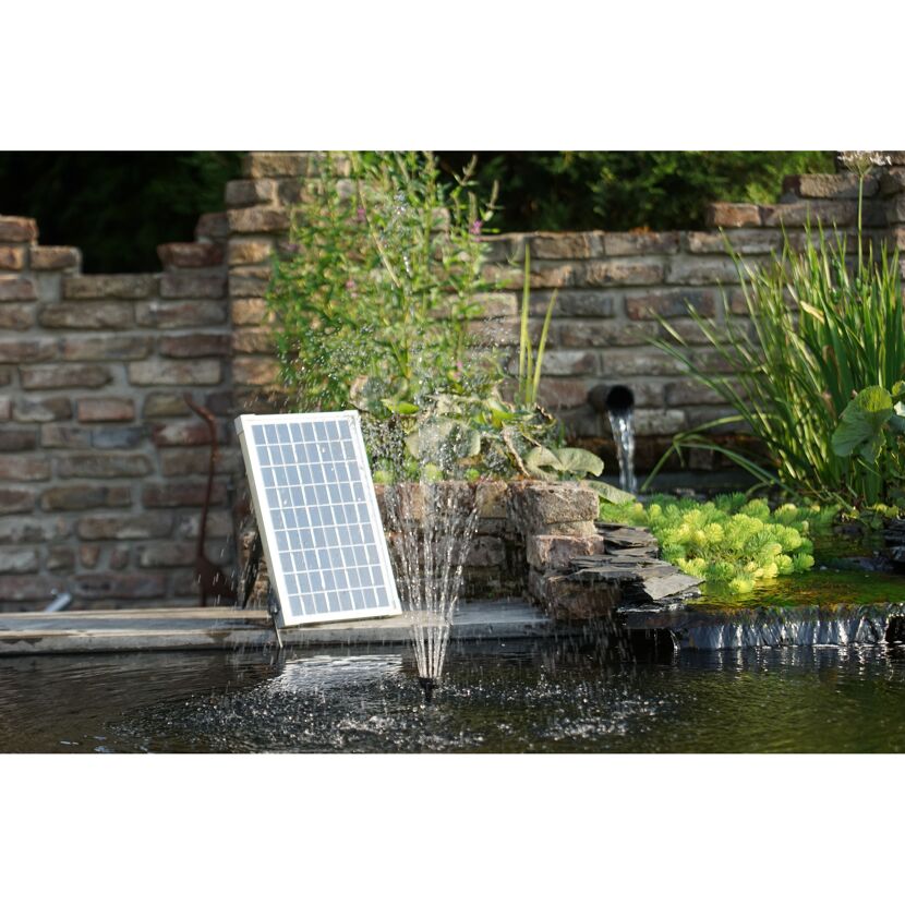 Solar Springbrunnenpumpe Solarmax 600 Set im Teich