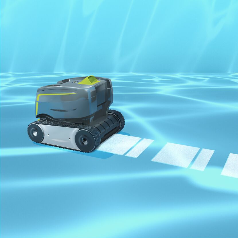 Poolroboter reinigt einen Pool
