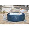 Person testet einen aufblasbaren Whirlpool Lay-Z-Spa Milan