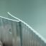 Nahaufnahme von zwei Metallplatten