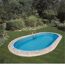 Ovalpool im Garten mit Einstiegstreppe