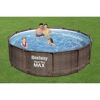Familie im Bestway Steel Pro Max Pool