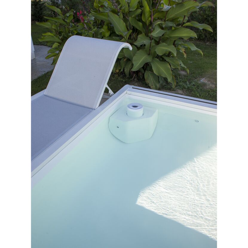 Pool Mariposa mit weißem Rand