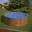 Achteckiger Aufstellpool mit Holzoptik im Garten