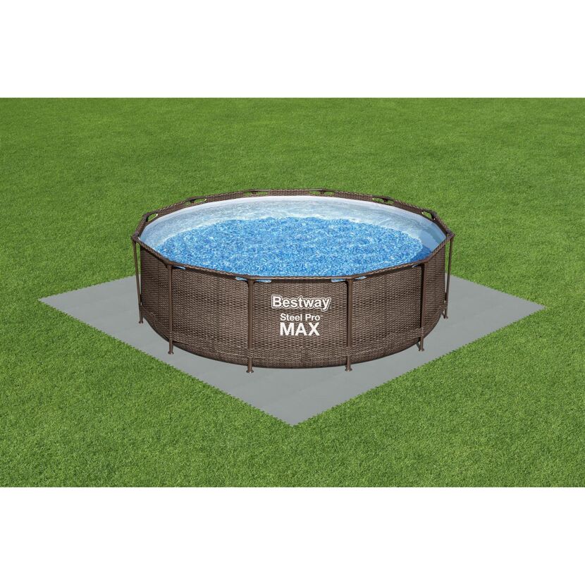 Runder Pool von Bestway auf grauer Schutzmatte