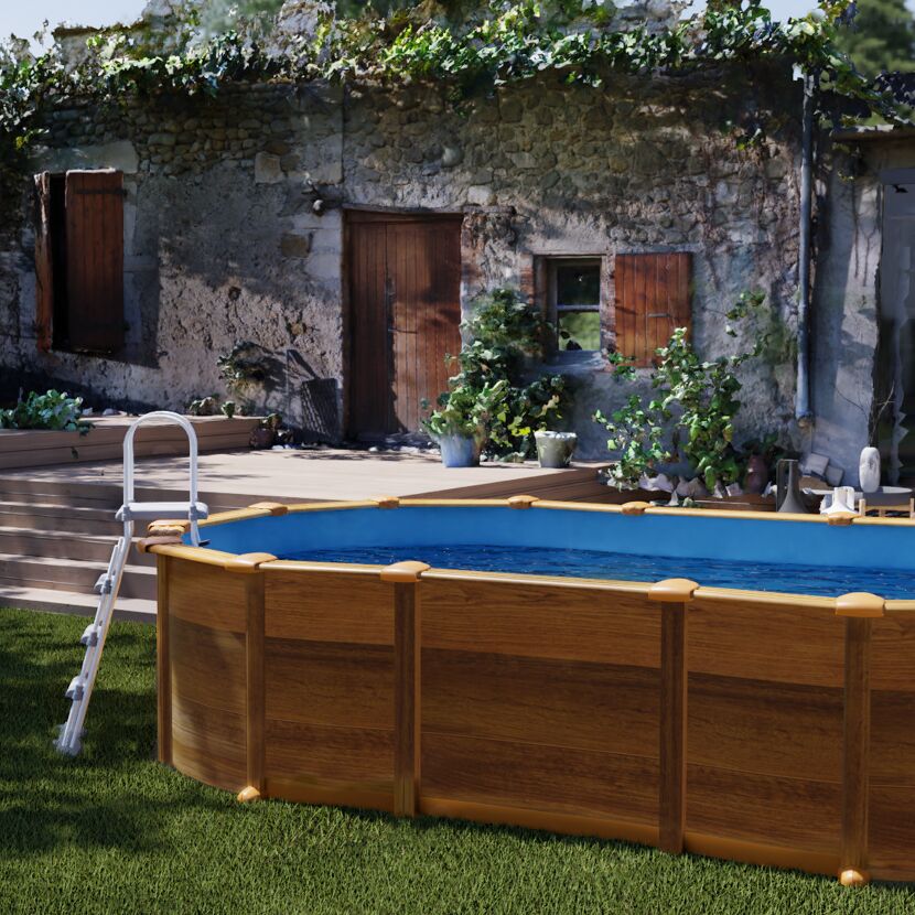 Ovaler Pool in Holzoptik mit Leiter im Garten