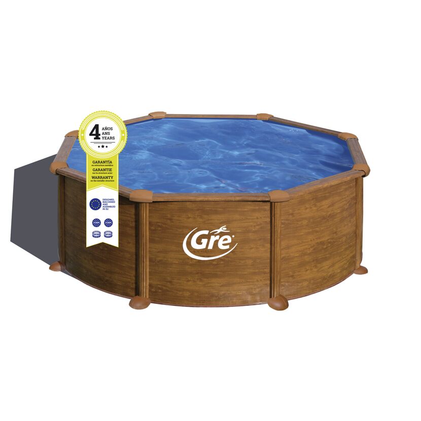 Aufstellpool in Holzoptik mit blauem Wasser gefüllt.