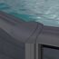 Detailansicht der Stahlwand des Pools in Grafitoptik