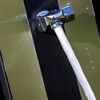 Wasserstrahl aus Edelstahldusche