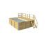 Rechteckiger Holzpool mit Holzdeck und Leiter.