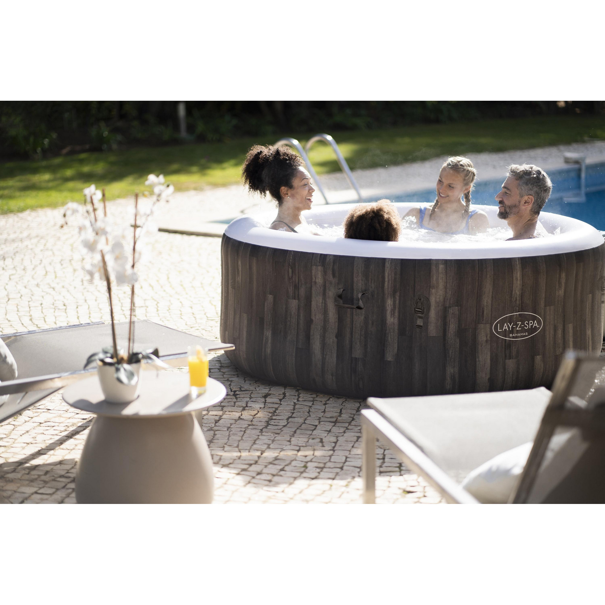 Whirlpool 'LAY-Z-SPA® Bahamas AirJet™' anthrazit Holz-Optik Ø 180 x 66 cm + product picture