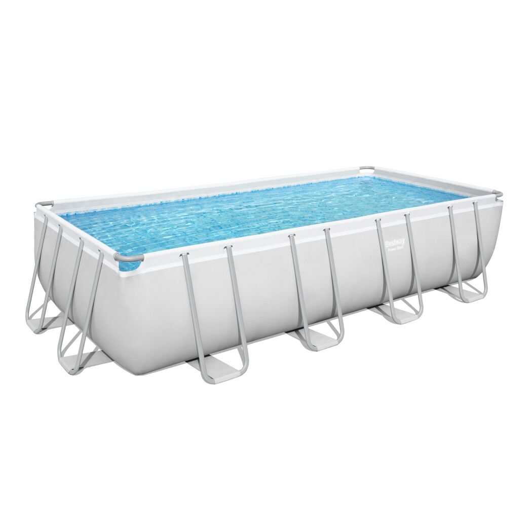 Bestway Power Steel Aufstellpool mit Wasser gefüllt