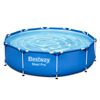 Blauer Aufstellpool Bestway Steel Pro mit Wasser gefüllt.