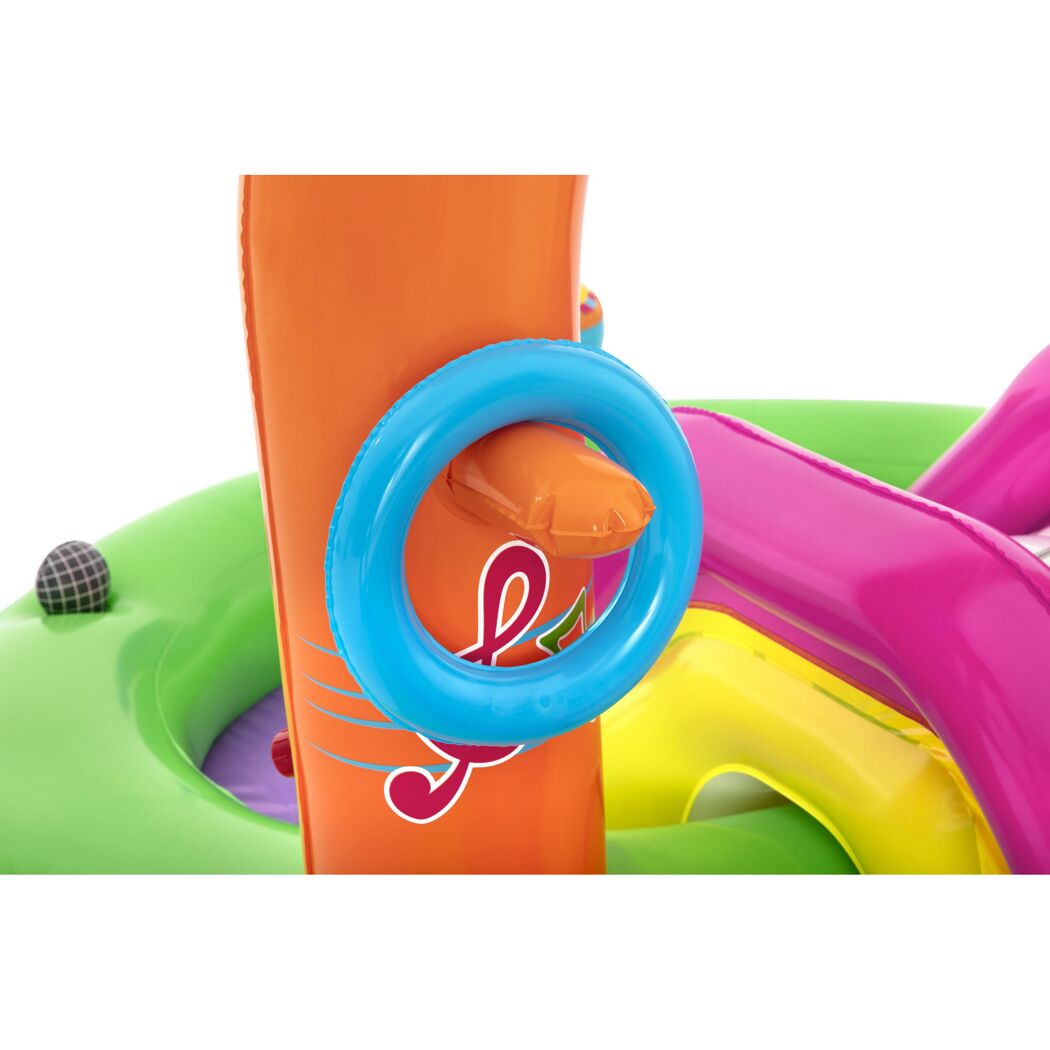 Aufblasbares Wasserspielcenter mit Ringwurfspiel