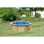 Achteckiger Holzpool mit blauer Innenfolie und Leiter