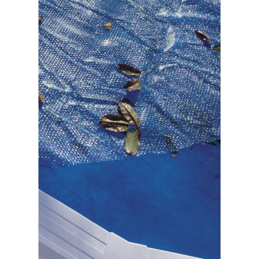 Blaue Sommerabdeckplane für Pools