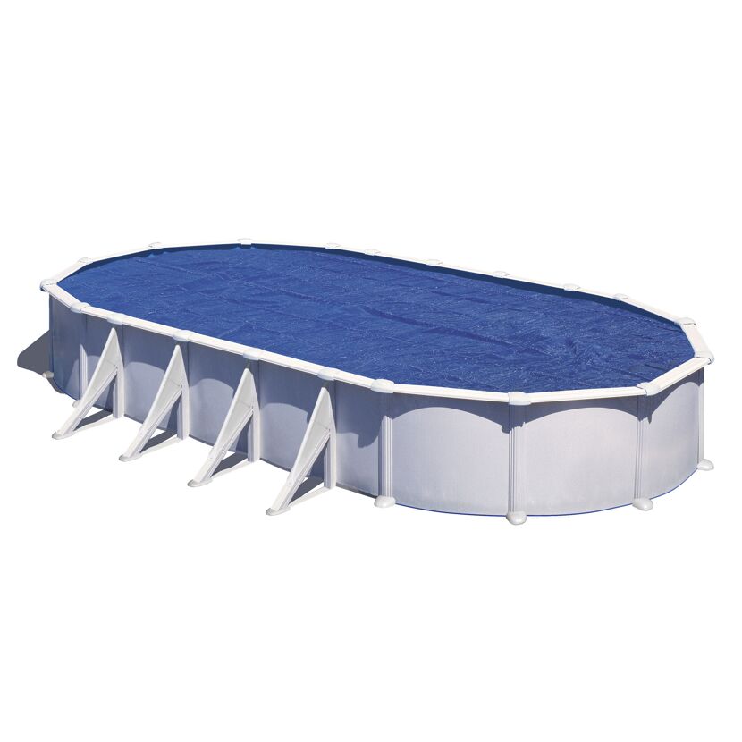 Ovaler Aufstellpool mit blauer Abdeckplane