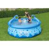 Kinder spielen im Bestway OctoPool