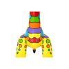 Bunter, aufblasbarer Wassersprinkler in Giraffenform.