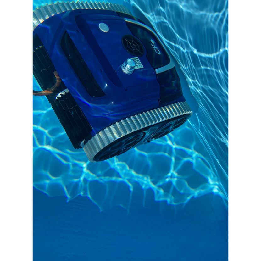 Poolroboter 'CF200 CL' mit Reinigungsbürste