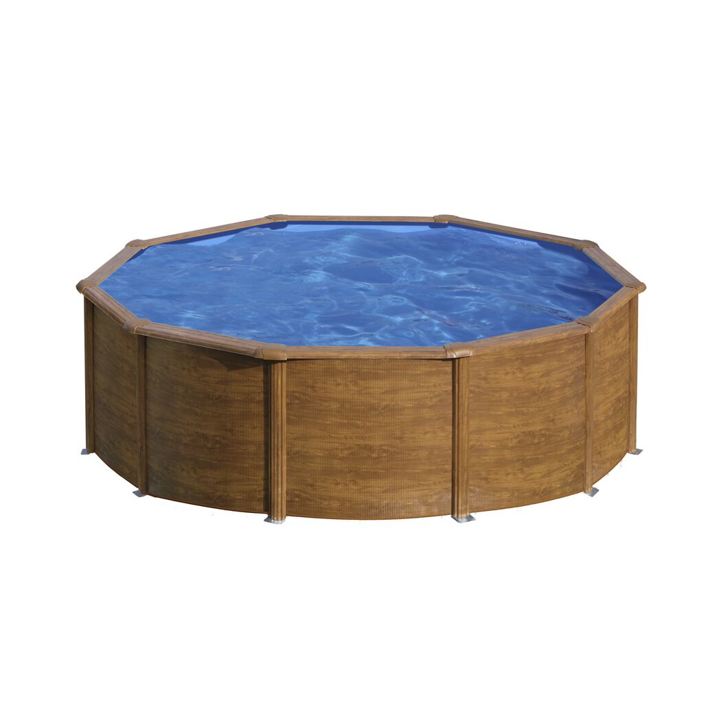 Runder Stahlwandpool mit Wasser gefüllt