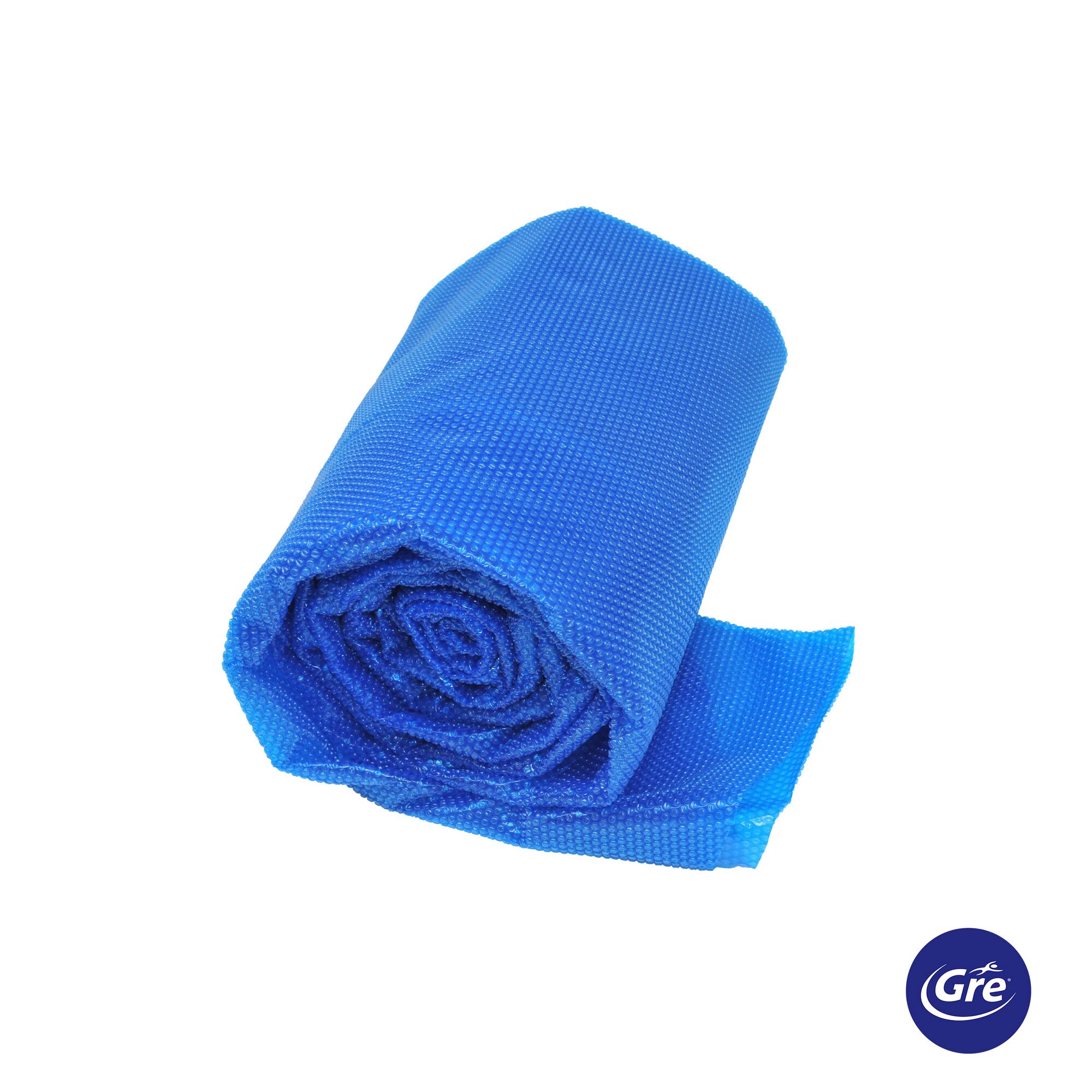 Blaue Solar-Poolabdeckung zusammengerollt